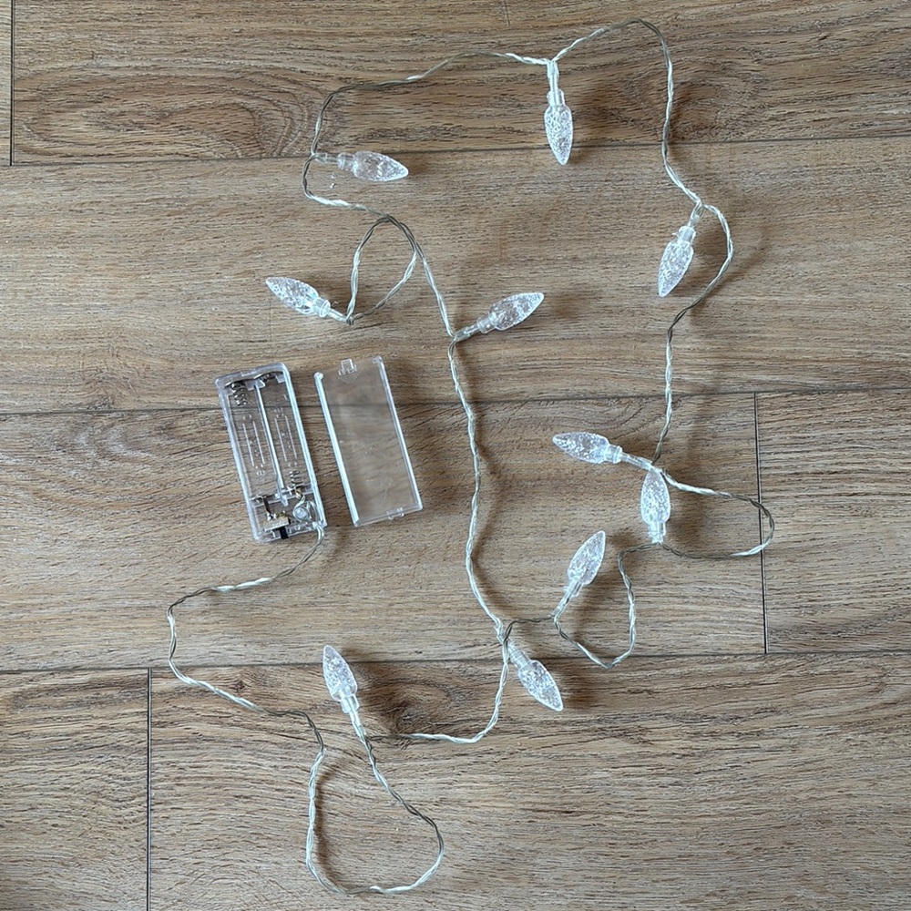 ✨LED White String Lights with Battery Pack-10 Lights